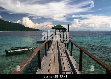 Pier Of The Panuba Inn Resort On Panuba Beach, Pulau Tioman, Malaisie, Asie Du Sud-Est, Asie Banque D'Images