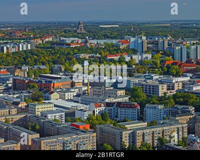 Vue panoramique sur Leipzig en direction du monument de la Bataille des Nations, Saxe, Allemagne Banque D'Images