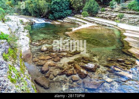 Der Fluss Cassibile im Naturachutzgebiet Cavagrande del Cassibile, Sizilien, Italien, Europa | Cassibile rivière à la réserve naturelle Cavagrande del Banque D'Images