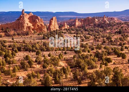 Vue du sentier Angels Palace au coucher du soleil, Kodachrome Basin State Park, Utah, États-Unis Banque D'Images