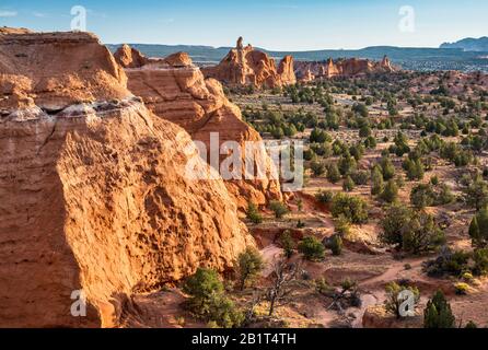 Vue du sentier Angels Palace au coucher du soleil, Kodachrome Basin State Park, Utah, États-Unis Banque D'Images