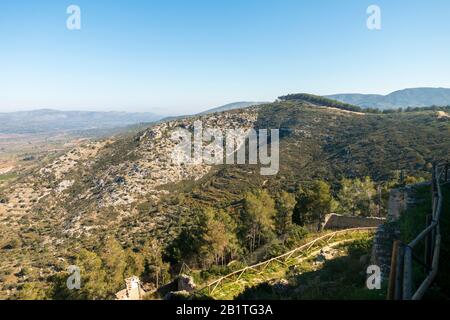 Vue sur Alcala de Xivert depuis le château, Espagne Banque D'Images