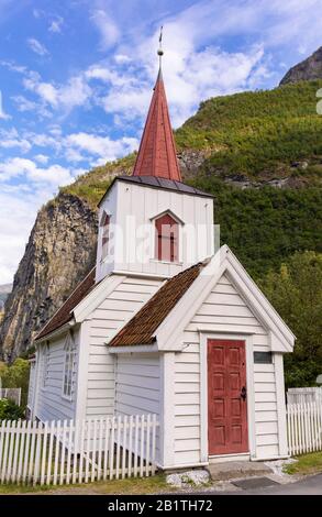 UNDREDAL, COMTÉ de VESTLAND, NORVÈGE - Église non drague Stave, construite 1147. Banque D'Images