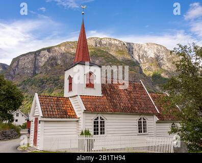 UNDREDAL, COMTÉ de VESTLAND, NORVÈGE - Église non drague Stave, construite 1147. Banque D'Images