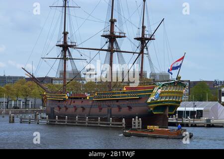 Scheepvaartmuseum, Schiff´De Amsterdam’, Oosterdok, Amsterdam, Niederlande Banque D'Images