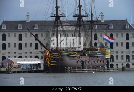 Scheepvaartmuseum, Schiff´De Amsterdam’, Oosterdok, Amsterdam, Niederlande Banque D'Images