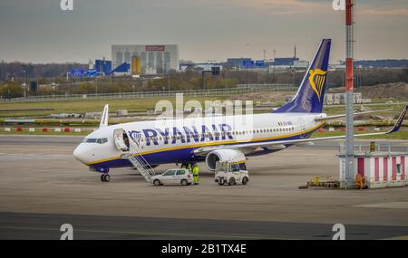 Ryan Air Flugzeug, Flughafen Schönefeld, Brandebourg, Allemagne Banque D'Images