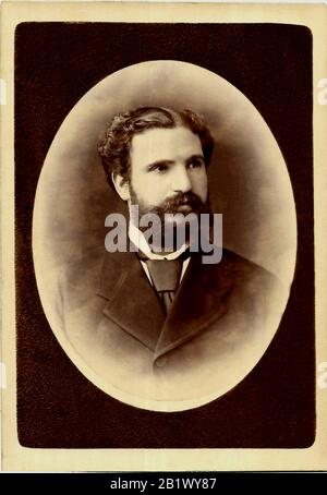 1878, ITALIE : le marchand italien, armateur et politicien Senatore IGNAZIO FLORIO Sr. ( 1838 - 1891 ). Photo de E. Lo forte , Palerme . Fils de senatore Vincenzo Florio Senior ( 1799 - 1868 ) et Giulia Portalupi ( 1809 - 1871 ) . Ignazio Sr. Est marié avec baronessa Giovanna d'Ondes Trigona ( 1843 - 1917 ) et le couple a 4 fils : A) Vincenzo ( 1868 - 1879 ), B) IGNAZIO Jr ( 1869 - 1957 , Marié avec la célèbre Donna Franca FLORIO née Francesca JACONA Notarbartolo dei baroni DI SAN GIULIANO ), C) GIULIA ( 1870 - 1947, marié avec le prince Pietro LANZA BRANCIFORTE DI T Banque D'Images