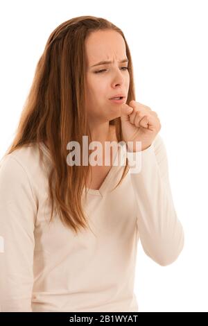 Une femme malade tousse alors qu'elle a attrapé le froid ou la grippe isolée sur fond blanc Banque D'Images