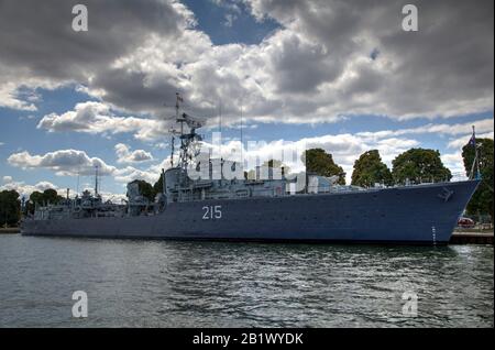 Destroyer de classe tribale NCSM Haida à Hamilton (Ontario) Banque D'Images