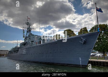 Destroyer de classe tribale NCSM Haida à Hamilton (Ontario) Banque D'Images