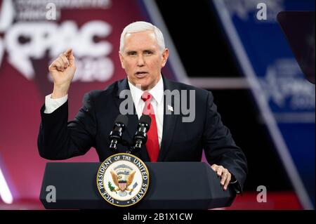 Oxon Hill, États-Unis 27 février 2020. 27 février 2020 - Oxon Hill, MD, États-Unis: Le vice-président Mike Pence s'est exprimé à la Conférence d'action politique conservatrice (CPAC). (Photo De Michael Brochstein/Sipa Usa) Crédit: Sipa Usa/Alay Live News Banque D'Images