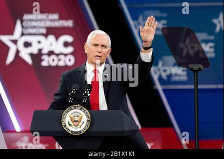 Oxon Hill, États-Unis 27 février 2020. 27 février 2020 - Oxon Hill, MD, États-Unis: Le vice-président Mike Pence s'est exprimé à la Conférence d'action politique conservatrice (CPAC). (Photo De Michael Brochstein/Sipa Usa) Crédit: Sipa Usa/Alay Live News Banque D'Images