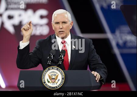 Oxon Hill, MD, États-Unis. 27 février 2020. 27 février 2020 - Oxon Hill, MD, États-Unis: Le vice-président MIKE PENCE a parlé à la Conférence d'action politique conservatrice crédit: Michael Brochstein/ZUMA Wire/Alay Live News Banque D'Images