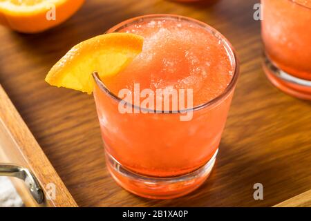 Brushy Glacé Au Néon Avec Orange Et Glace Banque D'Images