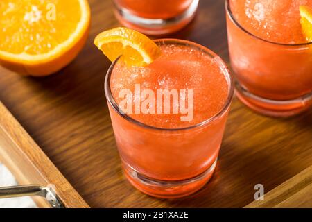 Brushy Glacé Au Néon Avec Orange Et Glace Banque D'Images