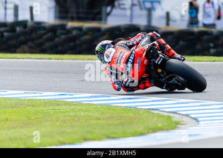 Melbourne, Australie, 28 Février 2020. Aruba.IT Racing - Ducati Rider Scott Redding (45) lors du championnat du monde moto FIM Superbike, circuit Phillip Island, Australie. Crédit: Dave Hemaison/Alay Live News Banque D'Images