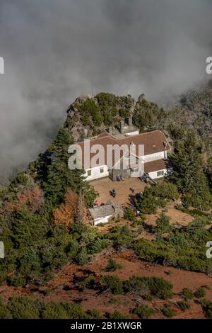 Berghuette suis Pico Ruivo, Zentralgebirge, Madeira, Portugal Banque D'Images