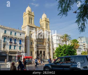 Tunisie, Tunis. 17 Septembre 2016. Cathédrale Saint Vincent de Paul, temple au centre de la capitale Banque D'Images