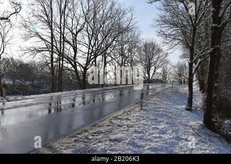 Neige à Maria Laach, Eifel Banque D'Images