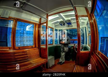 Standseilbahn 'Ascensor Do Lavra', Lissabon, Portugal Banque D'Images