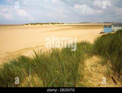 Cabanes de plage à Holkham Bay Banque D'Images