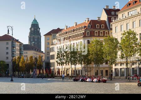 Quartier V avec tour de mairie, Neumarkt, Dresde, Saxe, Allemagne Banque D'Images