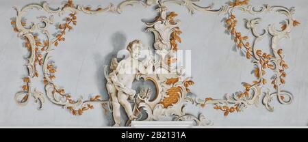 Plafond fresque par Martin Heigl, 1765, détail, salle de banquet monastère de Raitenhaslach, salle Steinern, Aula Maior, Burghausen, Haute-Bavière, Bavière Banque D'Images