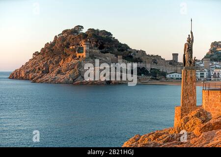 CHÂTEAU VIEILLE VILLE STATUE DE MINERVA (© FRÉDÉRIC MARES 1970) TOSSA DE MAR COSTA BRAVA CATALOGNE ESPAGNE Banque D'Images