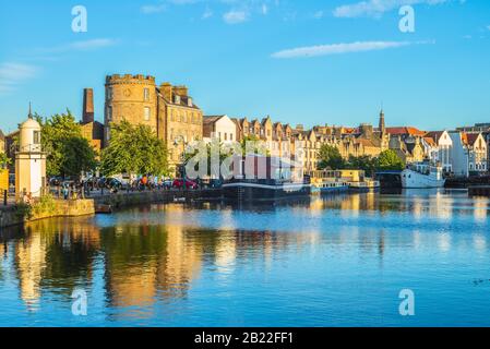 la rive de l'eau de leith, édimbourg, royaume-uni Banque D'Images