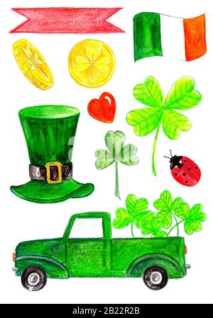 ensemble pour saint patrick jour, voiture verte, chapeau, feuilles de trèfle, drapeau irland, coccinelle, coeur, pièces de monnaie. Banque D'Images
