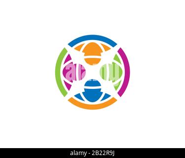 logo plat coloré simple icône de quatre personnes figure en exécution position de rotation dans le cercle complet adaptée au groupe de travail d'équipe joint venture coope Illustration de Vecteur