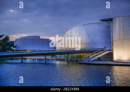 Audi-Pavillon, Seat-Pavillon, Vw Autostadt, Wolfsburg, Niedersachsen, Deutschland Banque D'Images