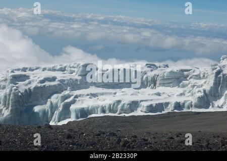 Champs de glace du mont Kilimanjaro Banque D'Images