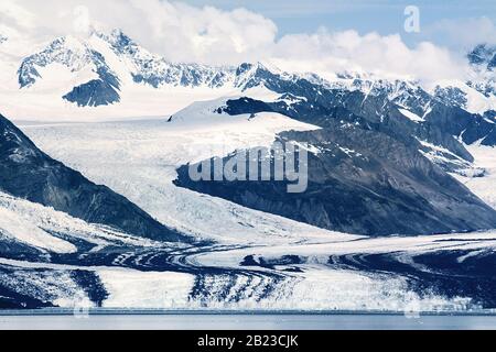 Alaska, États-Unis : vue rapprochée du glacier dans le détroit de Prince William (golfe de l'Alaska) Banque D'Images