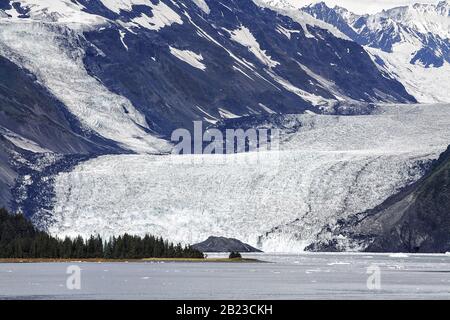 Alaska, États-Unis : vue rapprochée du glacier du Prince William Sound (golfe de l'Alaska) avec des glaces Banque D'Images
