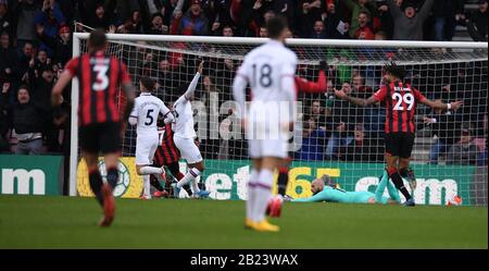 Stade Vitalité, Bournemouth, Dorset, Royaume-Uni. 29 février 2020. English Premier League Football, Bournemouth Athletic versus Chelsea; Joshua King de Bournemouth marque en 57ème minute en faisant 2-1 crédit: Action plus Sports/Alay Live News Banque D'Images