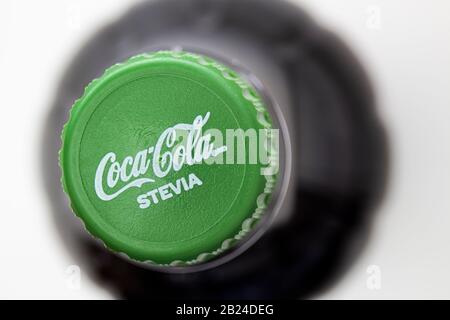 Calgary Alberta, Canada. 29 Févr. 2020. Vue de dessus d'une bouteille Stevia Coca Cola Banque D'Images