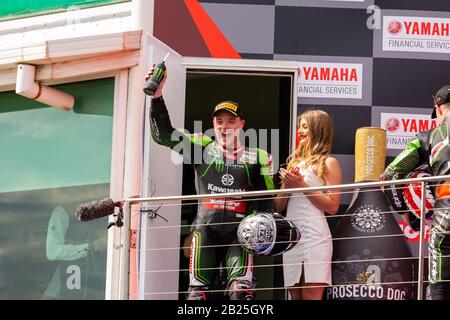 Melbourne, Australie, 1er Mars 2020. Le pilote britannique Jonathon Rea a lieu en deuxième place lors du championnat du monde moto FIM Superbike, circuit Phillip Island, Australie. Crédit: Dave Hemaison/Alay Live News Banque D'Images