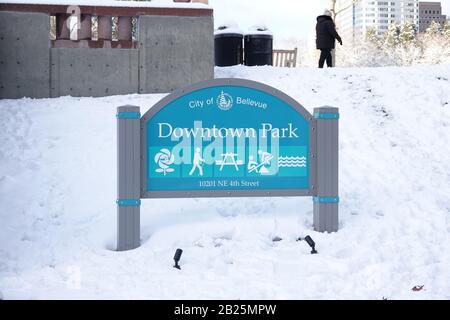 Ville de Bellevue Downtown Park après une forte neige; février 2019 Banque D'Images