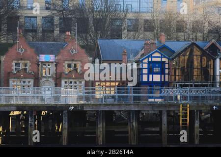 Travaux de rénovation le long du quai de Gateshead, Angleterre Banque D'Images