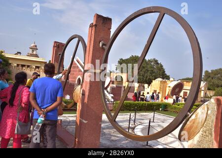 Le cercle métallique de chakra yantra chez Jantar Mantar Jaipur, Rajasthan Banque D'Images