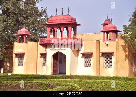 Un beau monument indien à l'intérieur du Jantar mantar Jaipur, Rajasthan Banque D'Images