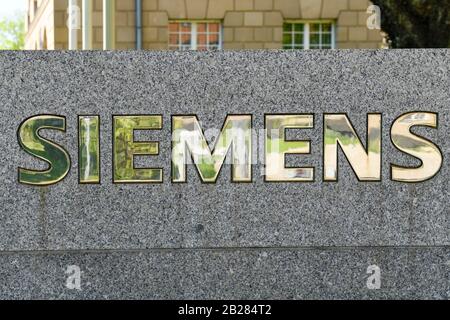 Logo, Siemens Ag, Nonnendammallee 101, Siemensstadt, Spandau, Berlin, Allemagne Banque D'Images