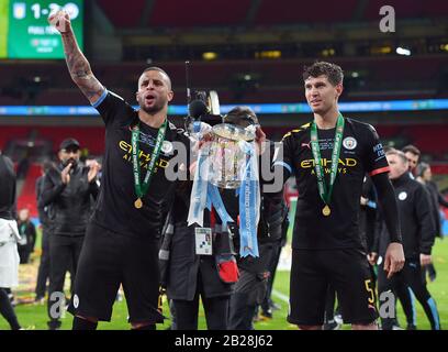 Londres, Royaume-Uni. 01 mars 2020. Kyle Walker, John Stones, Aston Villa V Manchester City Fc Carabao Cup Final 2020, 2020 Crédit: Sportsphoto Ltd/Alay Live News Banque D'Images