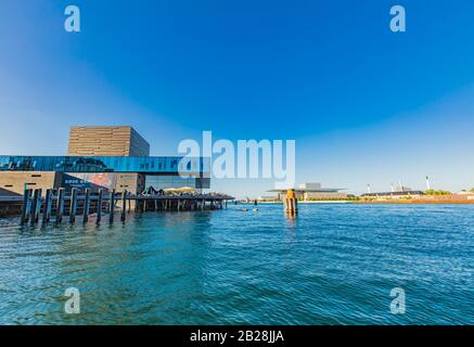 Copenhague, DANEMARK - 13 JUIN 2018 : Royal Danish Playhouse à Copenhague, Danemark. C'est un bâtiment de théâtre ouvert en 2008 Banque D'Images