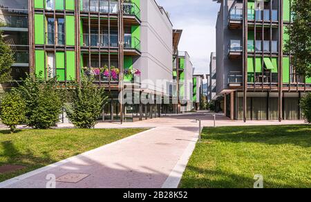 Le quartier résidentiel de trente le Albere conçu par le célèbre architecte italien Renzo Piano, année 2013. Banque D'Images