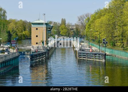 Havelschleuse, Spandau, Berlin, Deutschland Banque D'Images