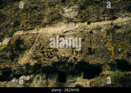 Monastère de la grotte Vanis Kvabebi sculpté dans une falaise, Géorgie Banque D'Images