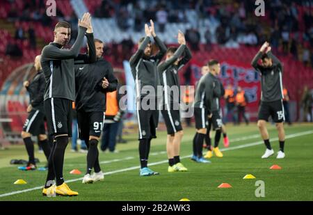 Belgrade, Serbie. 1 mars 2020. Les joueurs de Partizan applaudissent aux fans. Crédit: Nikola Krstic/Alay Live News Banque D'Images